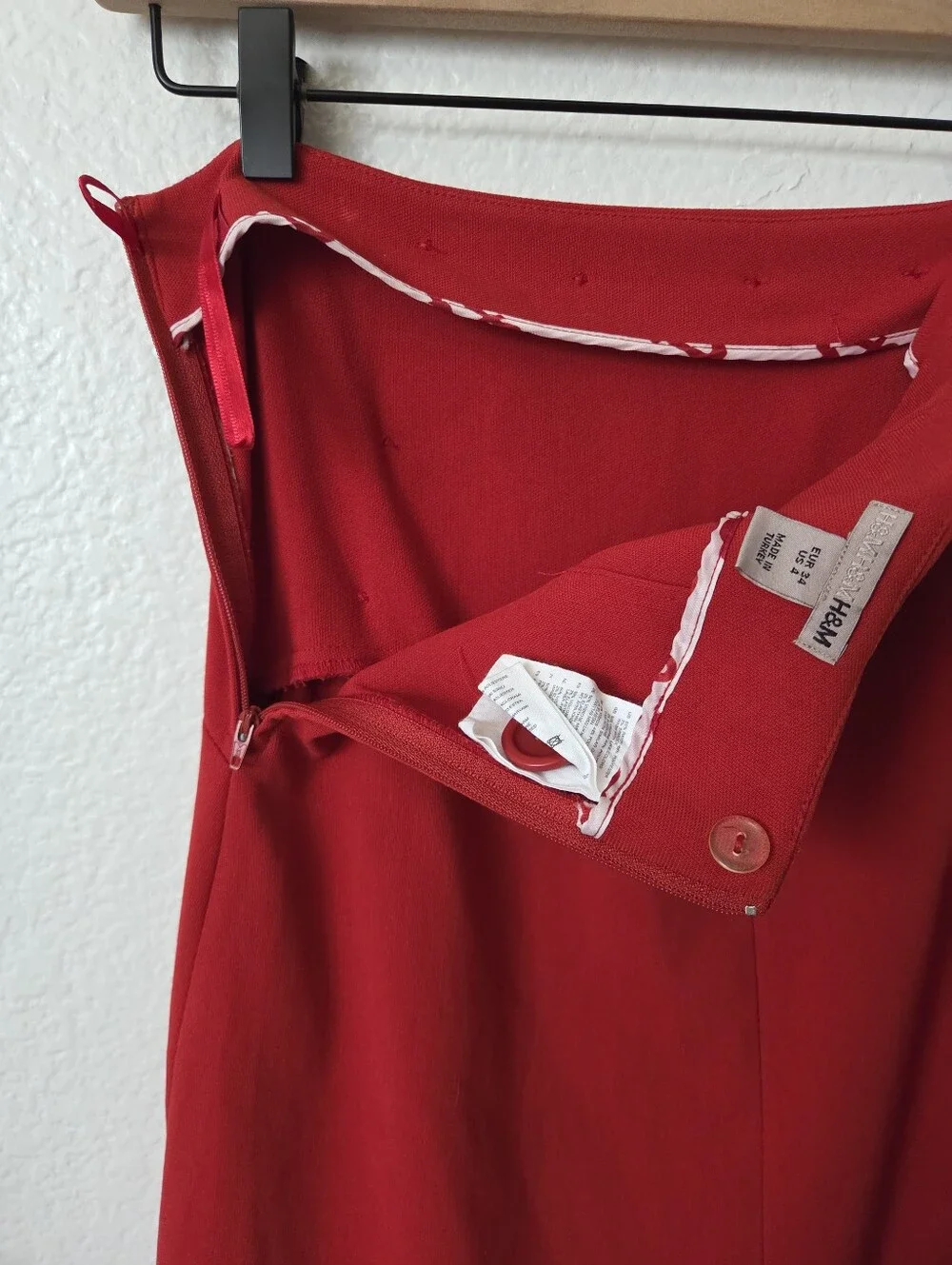 H&M Button-Front A-Line Skirt Women's Size 4 Retro Red